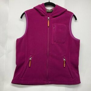 Eddie Bauer Women’s Magenta Fleece Hooded Vest Size M Full zip pockets